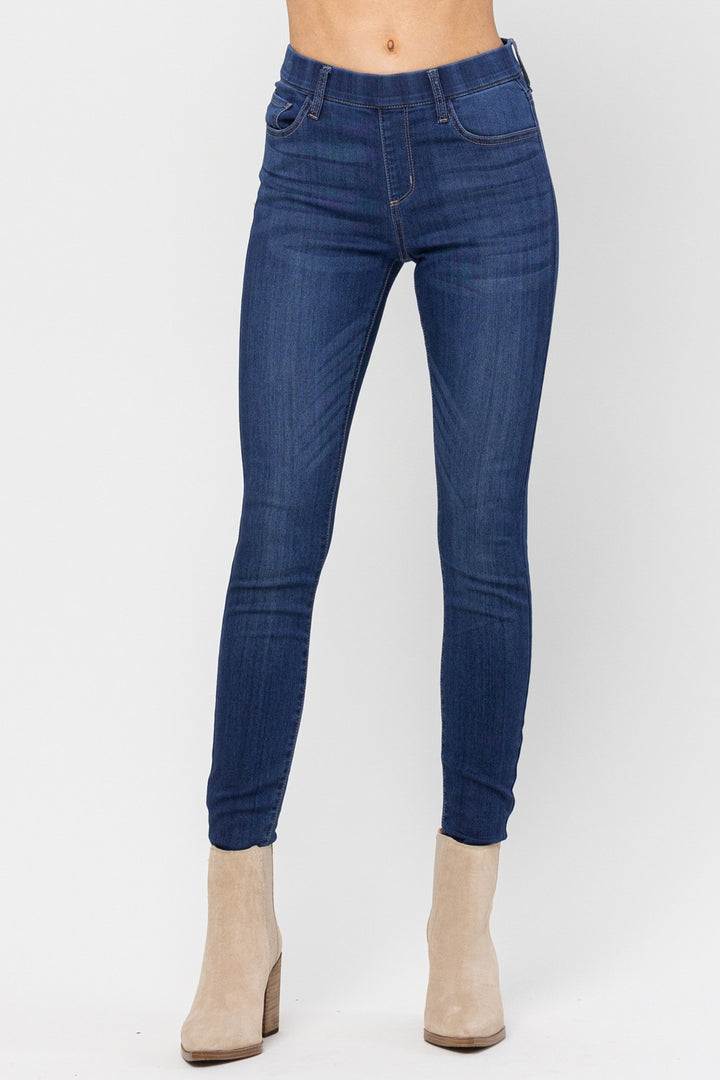 "Jada" Pull On Mid Rise Skinny Jelly Jeans S-3X