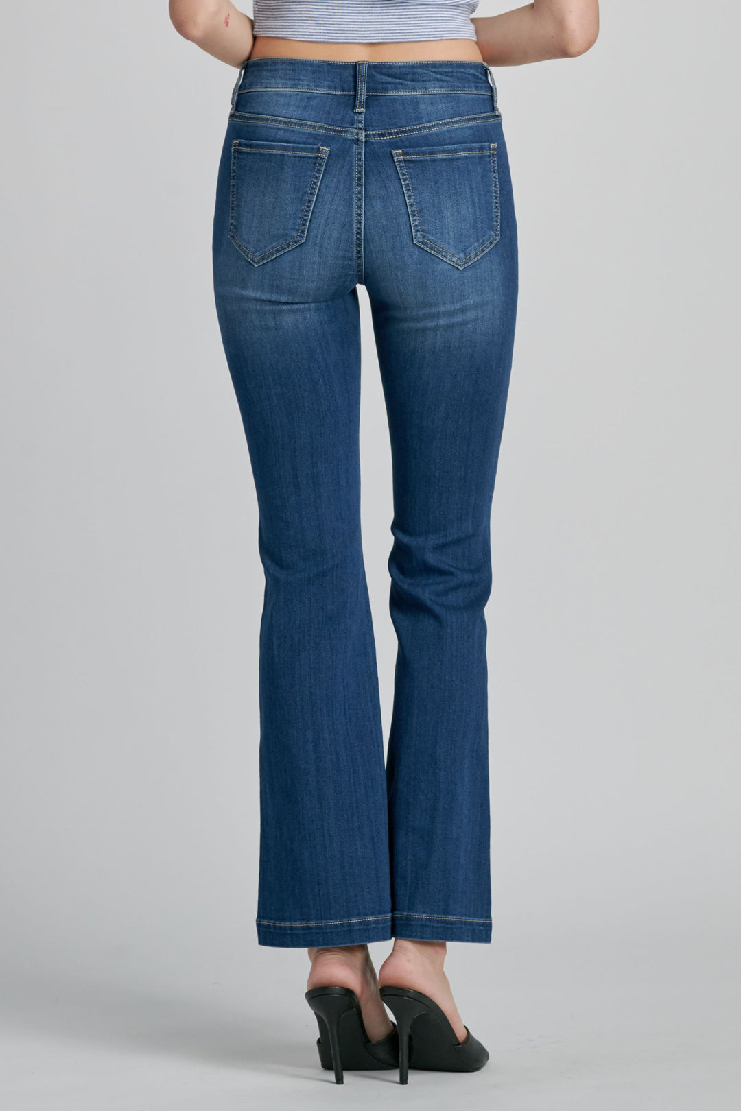 "Sydney" Mid Rise 30" Inseam Jeans